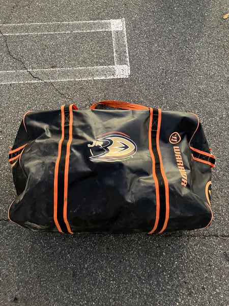 Warrior Bag | Anaheim Jr. Ducks 30x18 (Used)