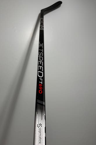 Senior CCM JetSpeed FT690 Right Handed Hockey Stick P92 85 Flex (Lightly Used)