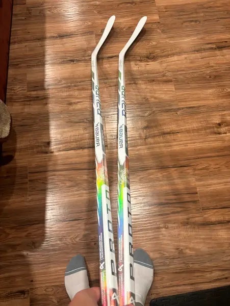 Senior Bauer White Proto-R Right Handed Hockey Stick 2 Pack Bundle (New) P28 87 Flex
