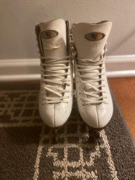 Riedell Figure Skates B Adult 5 (Used)