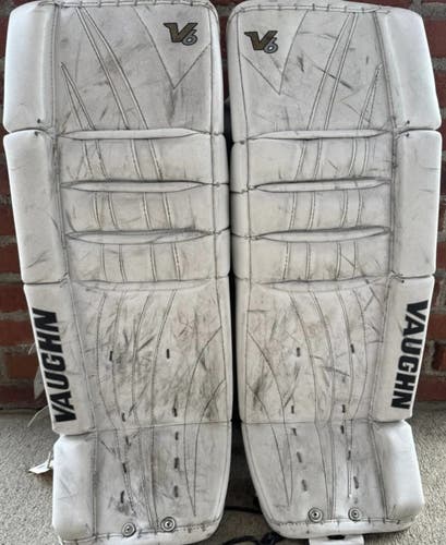 Vaughn Velocity V6 Goalie Leg Pads | Size Junior 28"