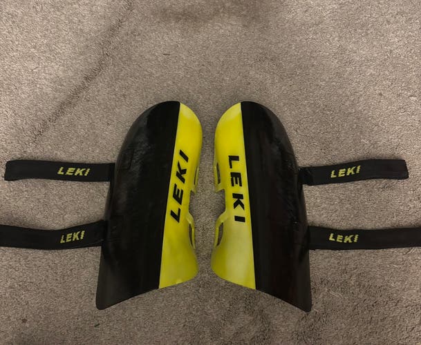 Shin Guards One Size Fits All Leki Shin Guard (Used)