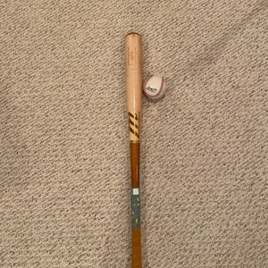 30/22 Marruci AP5 Youth wood bat