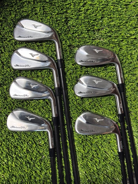Mizuno Pro 225 Iron Set 4-PW Project X LZ Black 5.5 Regular Flex Steel Shafts RH