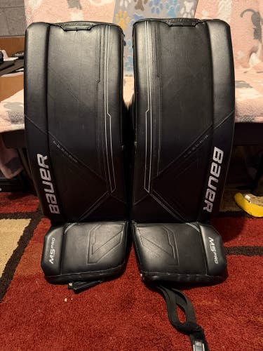 31" Bauer Supreme M5 Pro Goalie Leg Pads (Used)