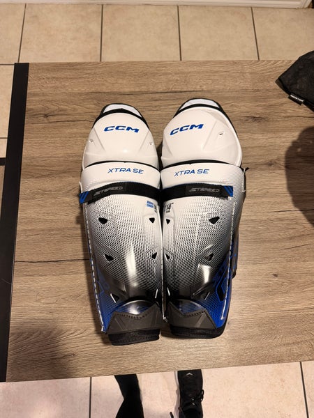 Senior CCM JetSpeed XTRA SE (2025) 14" Shin Pads (New)