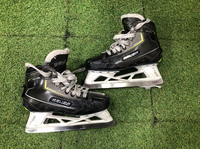 Intermediate Bauer Elite Hockey Goalie Skates Size 5.0 | Fit 2 (Used)