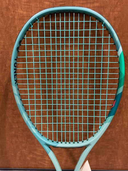 MINT CONDITION YONEX Percept 100L Tennis Racquet