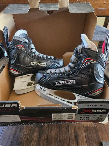 Bauer Vapor X500 Hockey Skates Regular Width 10.5 (Used)