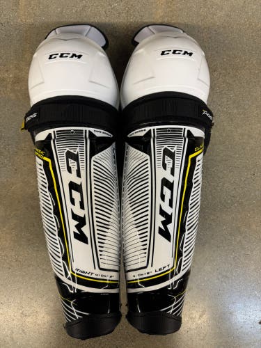New CCM Tacks Classic Pro Shin Pads | Size Senior 16"