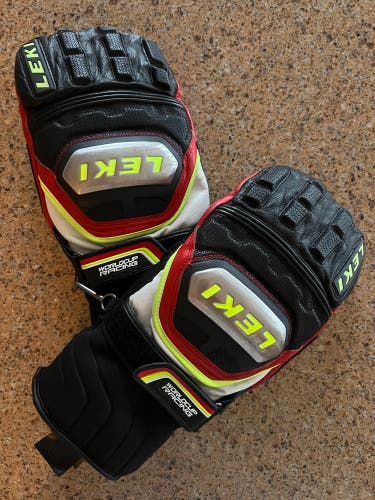 Leki World Cup Ti Racing Mittens size 10.5 (Used)