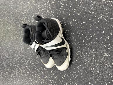 Used Under Armour TROUT BB/SB Cleats Black Junior 03 11849-S000035547