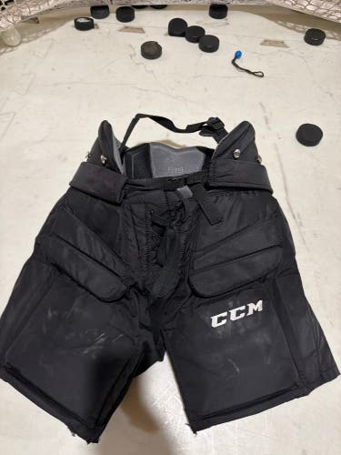 Medium CCM 1.9 Goalie Pants (Used)