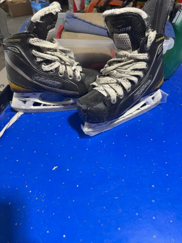 Bauer Supreme Hockey Skates 11 (Used)