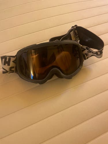 Unisex Smith Snowboard Goggles Small (Used)