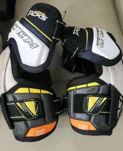 Senior Large CCM Super Tacks AS1 Elbow Pads 12" Junior USED FREE SHIPPING IN USA!
