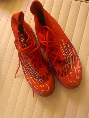 Red Men's Size M 11.0 (W 12.0) Adult New Balance Burn X3 Mid Top (Used)