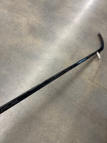 Senior True HZRDUS 9X4 Hockey Stick Right Handed T92 85 Flex Pro Stock (New)