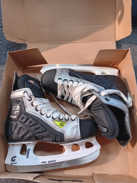 Graf Supra 570 Hockey Skates Regular Width Size 5 (New)