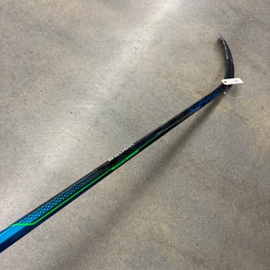 Junior Bauer Nexus Geo Hockey Stick Right Handed P92 50 Flex (Used)