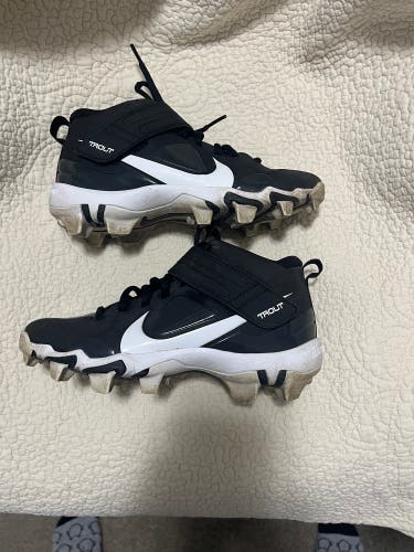 Black Kid's 2Y (Big Kids / Youth) Youth Nike Trout Low Top Molded Cleats (Used)