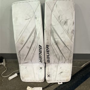 White Medium 34+ Senior Bauer Vapor X5 Pro Goalie Leg Pads (Used)