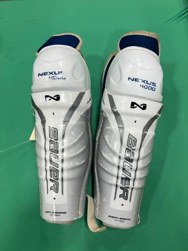 Junior Bauer Nexus 4000 Shin Pads 12" (Used)