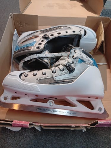 CCM Vector goalie Hockey Skates Regular Width 10 (New)