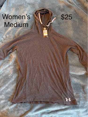 Gray Medium Women's Under Armour Shirt (New)
