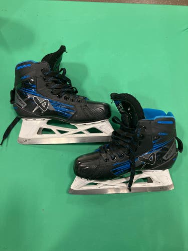 Intermediate Bauer GSX Hockey Goalie Skates Regular Width Size 5.5 (Used)