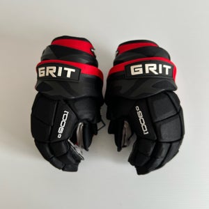 New Size 13" Junior Grit Python G900.1 Gloves - Black/Red