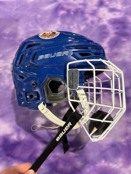 Blue Small Bauer Re-Akt 150 Helmet (Used)