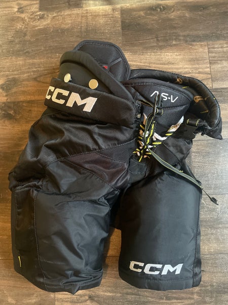 Men's Junior Large CCM Tacks AS-V Hockey Pants (Used)