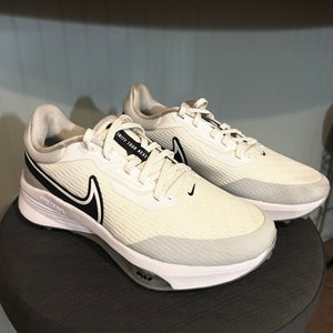 Men's Size M 7.0 (W 8.0) Nike Golf Shoes (Used)