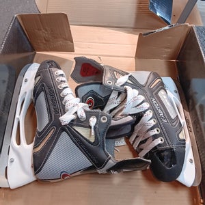 Easton Stealth S11 Hockey Skates Regular Width 7 (New)