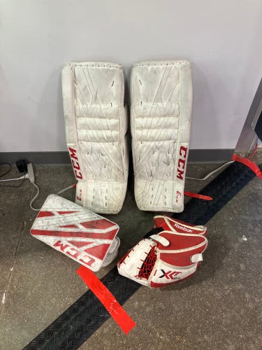 Red 26"+1 Junior CCM Extreme Flex 4.5 Goalie Mixed Set Regular (Used)
