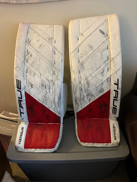 33" True Hzrdus 9x4 Goalie Leg Pads (Used)