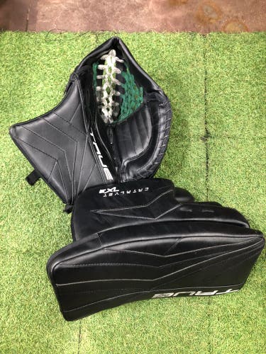 Senior True Catalyst 7x3 Goalie Glove & Blocker Set Regular (Used)