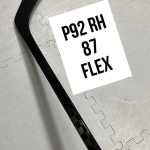 Senior(1x)Right P92 87 Flex ProBlackStock™ Unbranded Blackouts Pro Stock Nexus Hockey Sticks