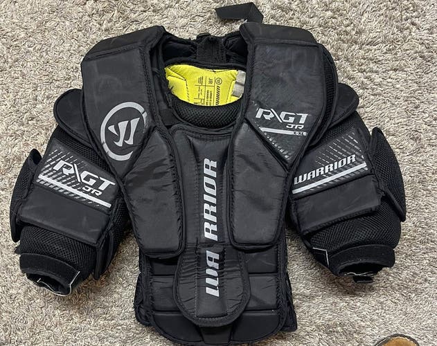 Large/Extra Large Warrior Ritual GT Goalie Chest Protector (Used)
