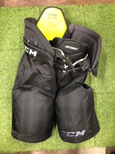 Senior Large CCM Tacks 9080 Hockey Pants (Used)