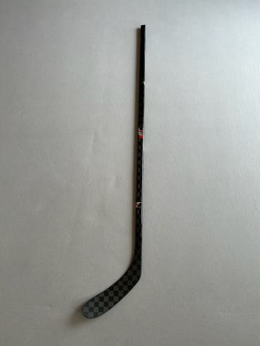 New 65 Flex P28 Intermediate Bladetech Blacked Out Right Handed Hockey Stick