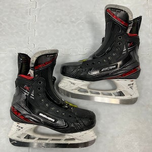 Senior Bauer Vapor 2X Hockey Skates Size 5.5 (Used)