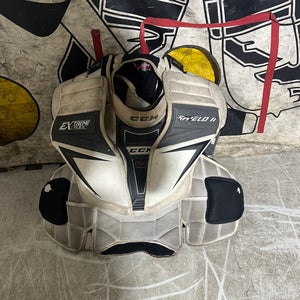 Small CCM Extreme Flex Shield II Goalie Chest Protector (Used)