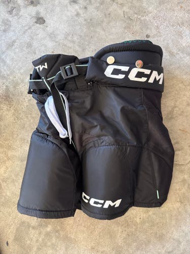 Women's Junior Small CCM JetSpeed FTW Hockey Pants (Used)