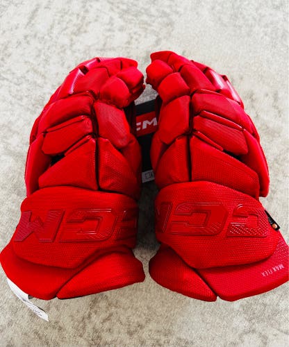 CCM JetSpeed FT8 Pro Gloves 14" (New) Red