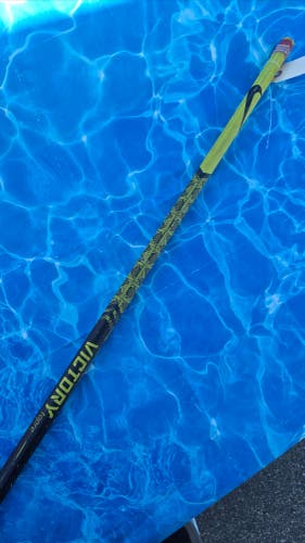 Nike Victory Tapre Lacrosse Shaft (Used)