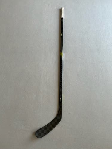 Like New 65 Flex W03 Intermediate Warrior Alpha LX3 Pro Right Handed Hockey Stick