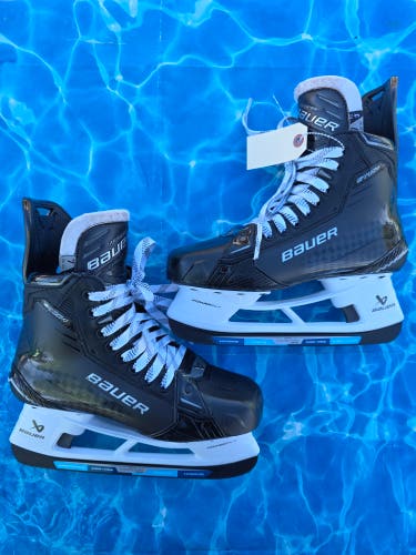 Senior Bauer Supreme Shadow Hockey Skates 7 (New)