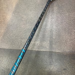 Senior CCM Vizion Hockey Stick Right Handed P29+1/4 75 Flex (Used)